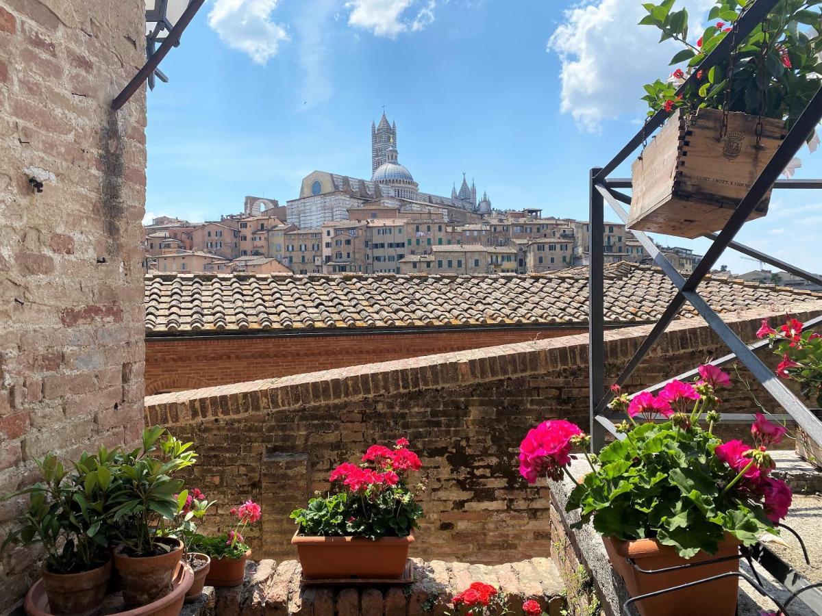Camporegio 31- In Centro Con Vista Sul Duomo Siena Exterior foto